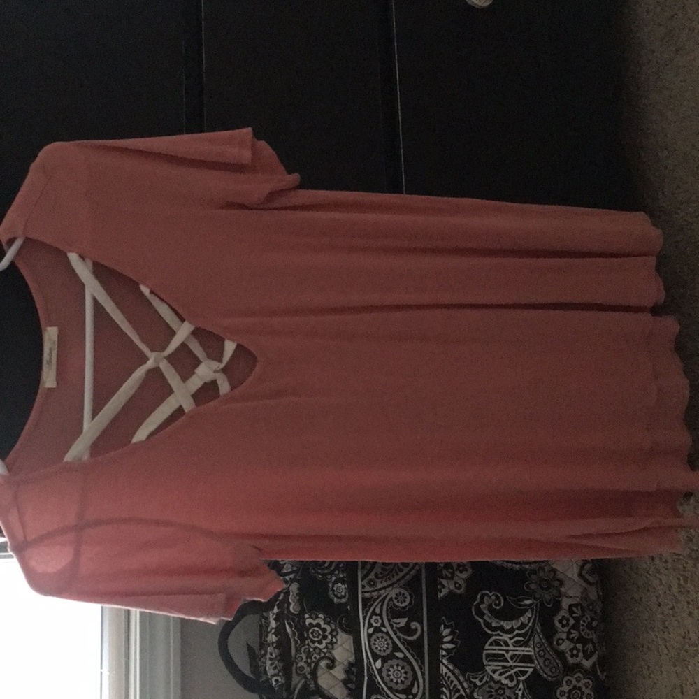 Short sleeved shirt